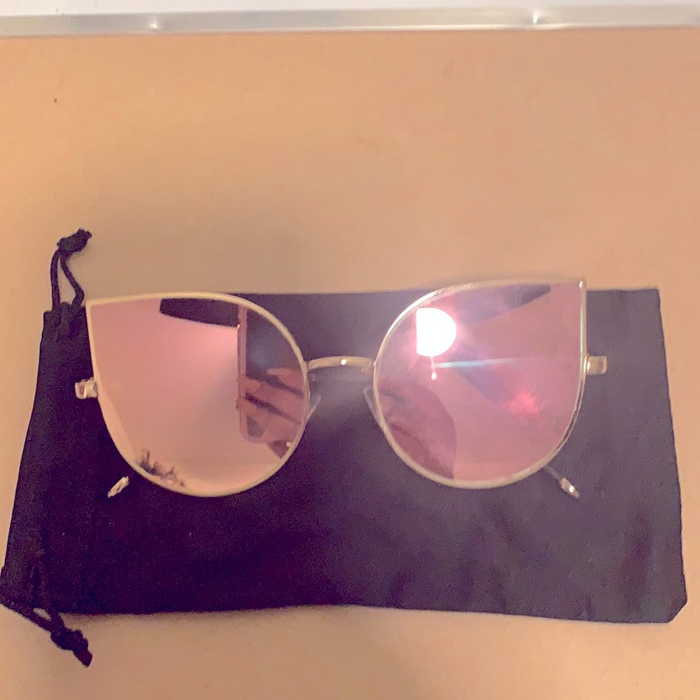 Pink and gold fashion sunglasses